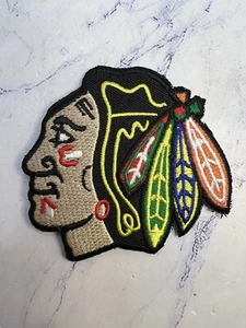 Chicago Blackhawks NHL Logo Embroidered Iron On Patch - Picture 1 of 3