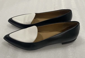 EVERLANE Italia The Modern Mocasín Puntiagudo Plano Mujer’s 9.5 Blanco y Negro Usado en Excelente Condición - Imagen 1 de 9