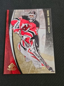 2010-11 UPPER DECK SP GAME USED MARTIN BRODEUR #57 #ed 70/100 LIMITED GOLD