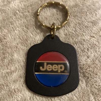 JEEP Vintage Nuevo Antiguo Stock Metal Acrílico Llavero Chrysler Corp. Foto 1 de 4