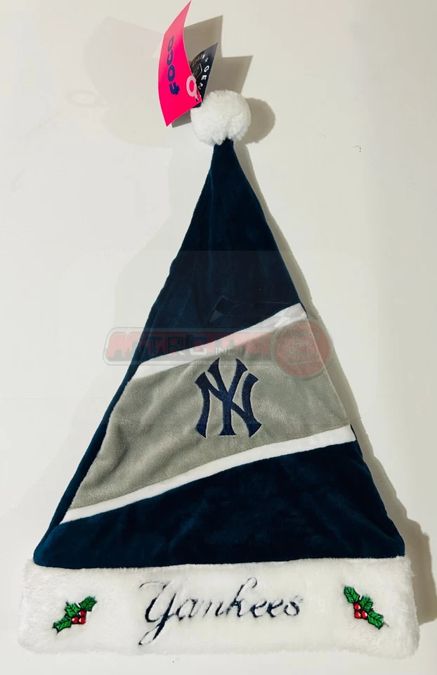 New York Yankees MLB Holiday Colorblock Santa Hat - Image 1 of 1