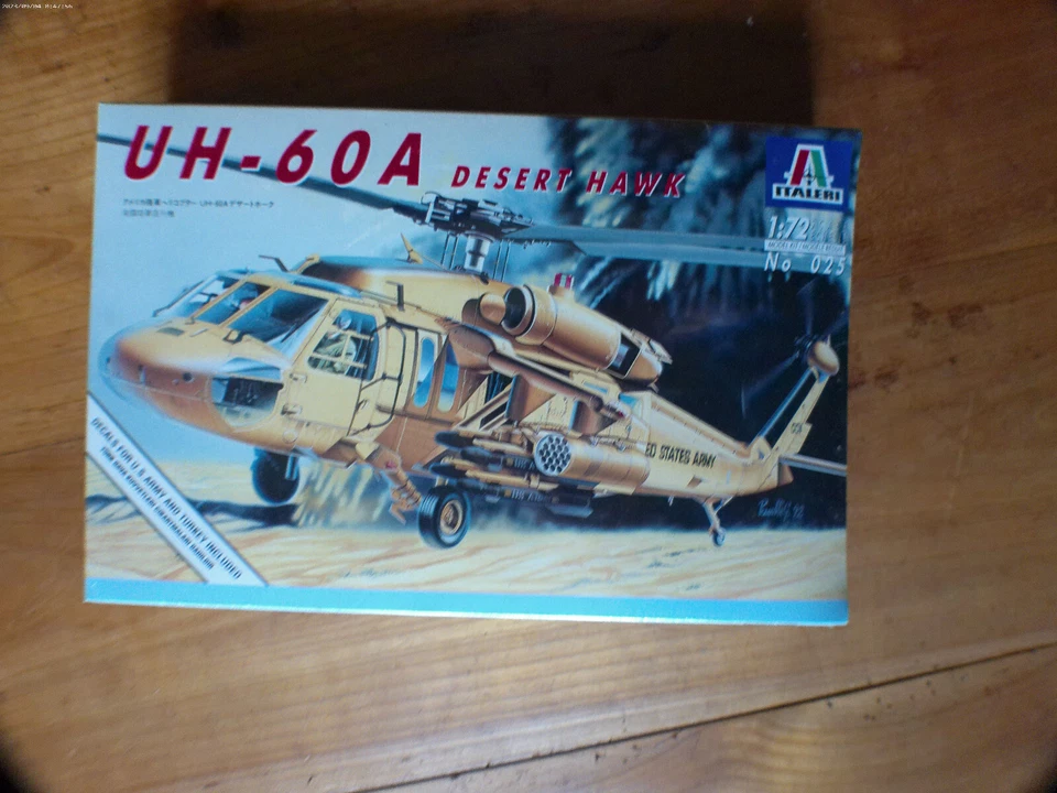 Italeri 025 UH-60A Desert Hawk NEUF SOUS BLISTÈRE version U.S.army et Turke - Photo 1/3