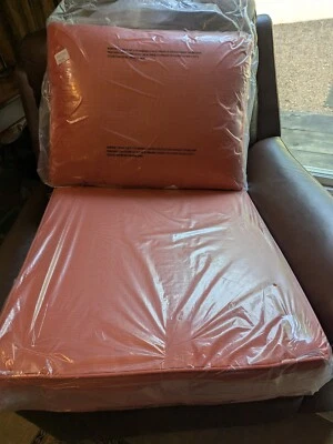 Cojín de asiento profundo exterior y respaldo color melocotón coral Foto 1 de 4