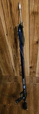 Fusil JBL Explorer con eje de acero inoxidable Foto 1 de 4