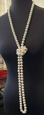 Collar RJ Graziano 60 pulgadas de perlas de vidrio tono plata Foto 1 de 3