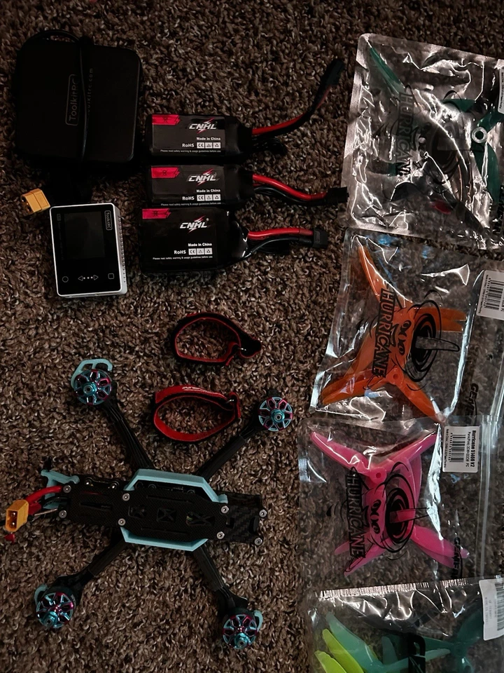 Drone FPV Freestyle 5 pulgadas 60 amperios ELRS 2,4 GHz personalizado (piezas usadas en disco) Foto 1 de 1