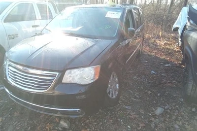 Chrysler Town and Country transmisión automática OEM 140 k millas (LKQ ~ 442222968) Foto 1 de 4