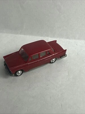 EKO 1:86th/HO Scale Seat 1400 C Red Car - Image 1 of 4