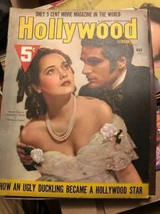Hollywood Magazine - Picture 1 of 2