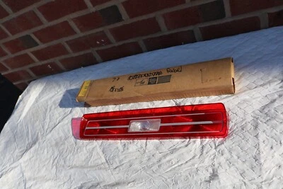 70 1970 AMC REBEL MACHINE NOS LUZ TRASERA LENTE 4487561 Foto 1 de 4