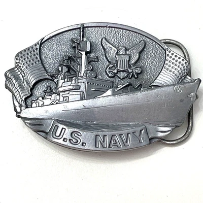 Hebilla de cinturón vintage esmaltada de bergamota peltre barco militar de la Marina de los Estados Unidos 1981 Foto 1 de 4