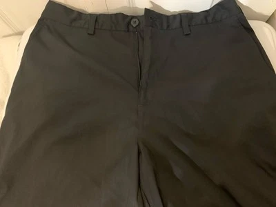 Bermuda de golfe masculina BCG tamanho 35 preta férias de verão praia clássico pai - Imagem 1 de 4