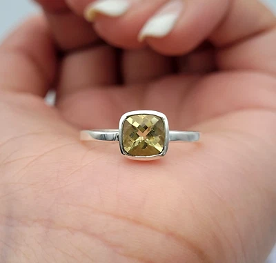 Anillo de compromiso único con cojín de cuarzo limón anillo de promesa de plata de ley 925 Foto 1 de 4