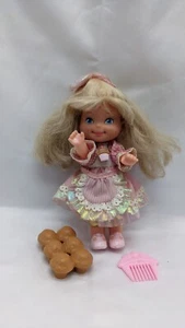 Vintage Mattel Cherry Merry Muffin Doll With Muffins And Comb - Picture 1 of 4
