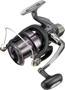 Daiwa 17 CROSSCAST 5000 Spininng Reel SURF CASTING NEW - Picture 1 of 4