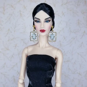 Fashion Royalty NuFace Poppy Parker Integrity Toys Jewelry Accessories Earrings - Picture 1 of 3