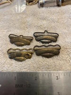 Antiguo Lote de 4 Shirley President Suspendido Clip/Broche Hebilla Parte Foto 1 de 4