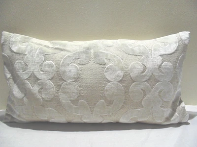 Designers Guild Fabric Iridato Chalk Cushion Cover - Image 1 of 4