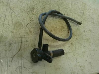 Kawasaki Ninja 250r EX250F 1988-2007 montaje de tapa de cuello de llenado de refrigerante Foto 1 de 4