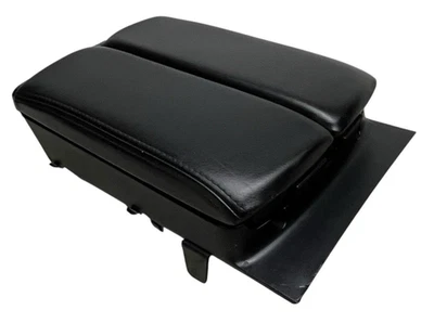 *READ* 2010-2015 Mazda CX9 Black Leather Center Console Lid Armrest OEM Bi-Fold - Imagem 1 de 4