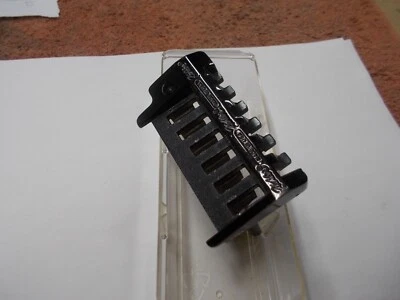 Placa base/marco puente trémolo fulcro negro Kahler USA 2500 vintage años 80 Foto 1 de 4