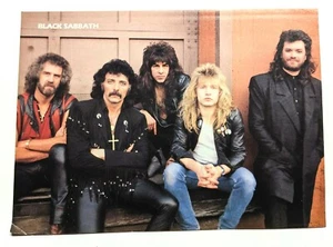 BLACK SABBATH / GLENN HUGHES / ERIC SINGER / REVISTA PINUP DE PÁGINA COMPLETA RECORTE - Imagen 1 de 5