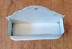 Portaposta pettine e spazzole vintage metallo smalto da parete scaffale bianco - Foto 1 di 5