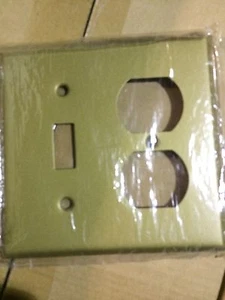 (1 Stück) Mulberry 2-Gang Kipp-/Duplexschalter Wandplatte Messing 45532 Antik Spray - Bild 1 von 3