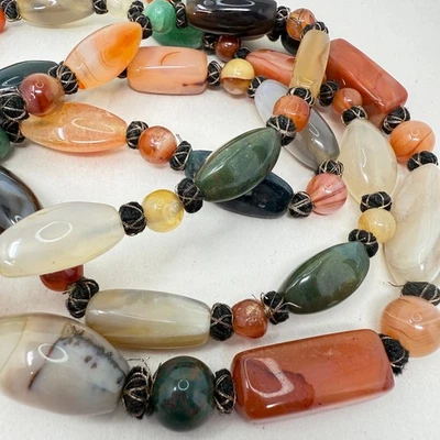 Collar largo de cuentas de mendigo piedra natural anudada pulida capas boho Foto 1 de 4