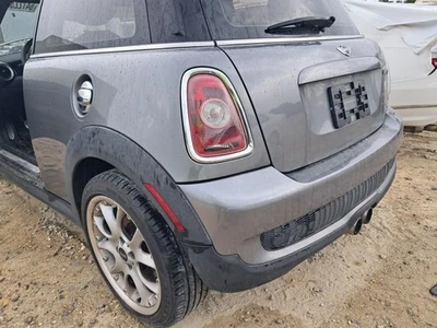 Conjunto de luces traseras para conductor Mini Cooper 2007 OEM usado 2 puertas HTBK 2645421 Foto 1 de 4