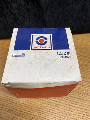 Genuine AC Delco Austin? Vauxhall? Oil Filter X19 7984826 - Old New Stock - Image 1 of 4