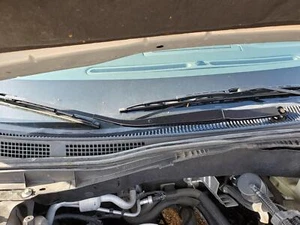 RH Wiper Arm (pass side) 2006-2011 Mercury Milan 2006-2012 Ford Fusion - Picture 1 of 4