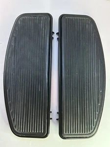 Harley-Davidson Black Rider Footboards W/Insert 50501280A Traditional Shape - Foto 1 di 8