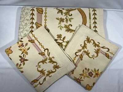 Floral Geometric Matelassse Coverlet Pillow Sham Bedspread Embroidered Set - Image 1 of 4