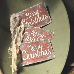6 Primitive Merry Christmas Gift Hangtags Handcut, Handpunched & Sealed - Picture 1 of 4