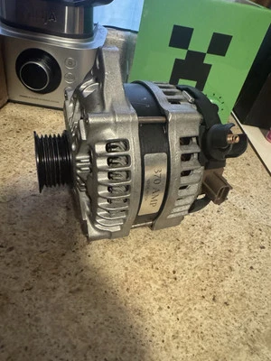 370amp ALTERNATOR FOR 2011-2015 LINCOLN MKX V6 3.7L, - Image 1 of 4