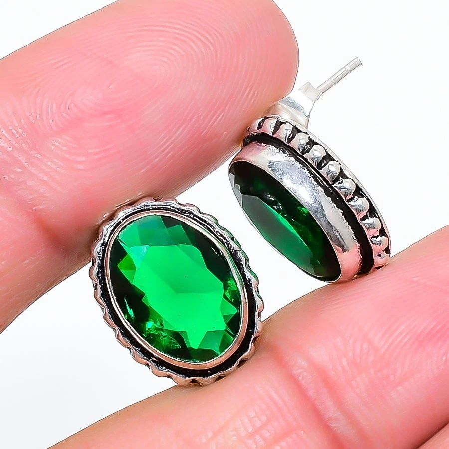 Chrome Diopside Gemstone 925 Sterling Silver Jewelry Stud Earring Size 0.75" - Image 1 of 1