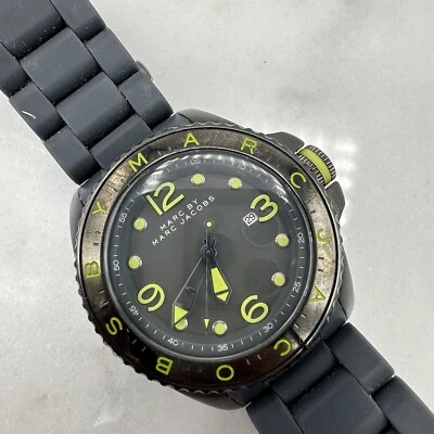 MARC JACOBS MBM2569 Gris Silicona / SS 50mm PARA HOMBRES, BATERÍA NUEVA Foto 1 de 4