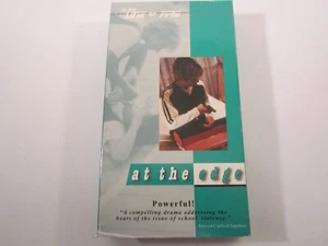 VHS Christian Film AT THE EDGE Line of Fire 1999 [11A5] - Imagen 1 de 2