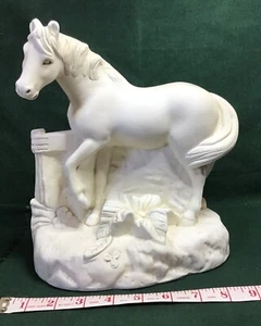 Vintage Unpainted Chalkware Horse - Picture 1 of 5