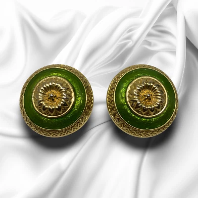 Pendientes abovedados vintage C. Stein tono dorado esmalte verde de gran tamaño pasarela Foto 1 de 4