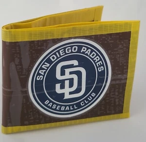 Billetera de cinta adhesiva plegable de los Padres de San Diego MLB béisbol hecha a mano minimalista - Imagen 1 de 3
