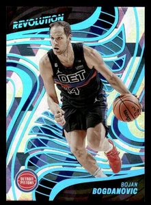 2022-23 Revolución #96 Bojan Bogdanovic Cubic SP #d/50! PISTONES - Imagen 1 de 2