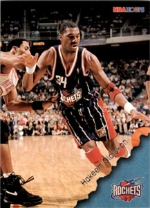 1996-97 carte basket NBA Hoops Hakeem Olajuwon #63 - Foto 1 di 2