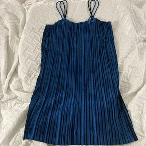 Loveriche blaues Samt Träger Kleid Gr. M wunderschön blau Hochzeit Tanz festlich - Bild 1 von 9