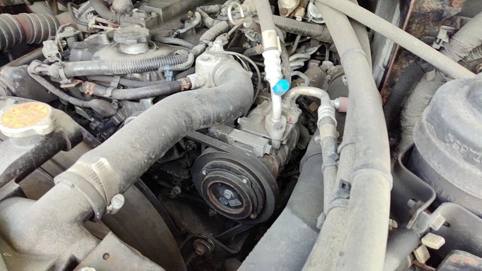 Compresor de aire acondicionado 16 ISUZU TRUCK Foto 1 de 1