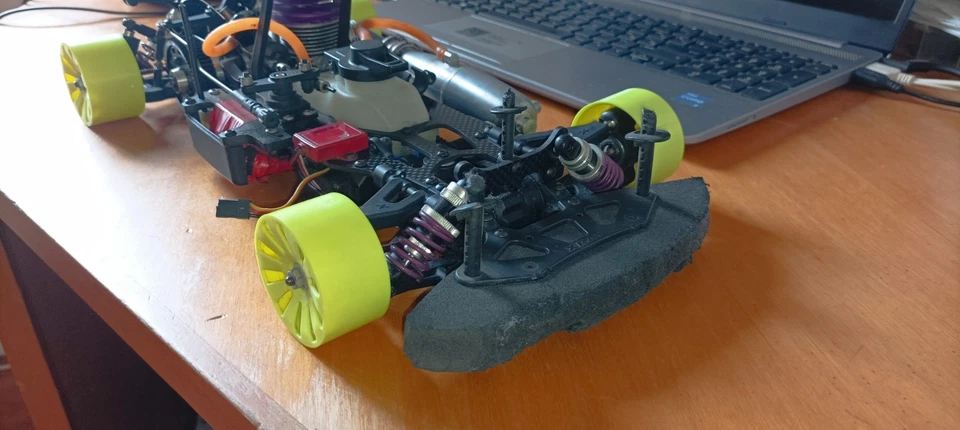 XRay Nt1 Nitro RC Car  1/10 Touring - Immagine 1 di 4