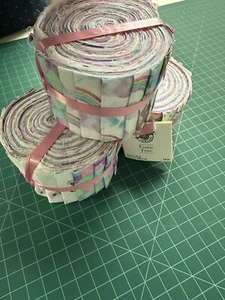 Loops and threads Jelly Roll Unicorn Fantasy Whimsical Rainbow Clouds - Picture 1 of 6