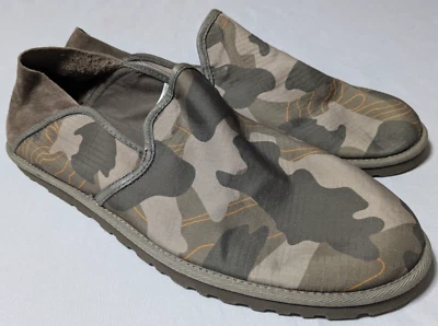 UGG Cooke Camuflado Hombres 12 Ripstop Nylon Ligero Sin Cordones Mocasines Zapatos 1018462 NUEVO Foto 1 de 4