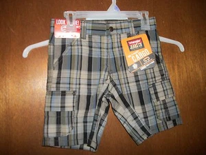 Wrangler ADJ Waist Khaki  Plaid beige Cargo Shorts NWT4- 6  Regular - Picture 1 of 1